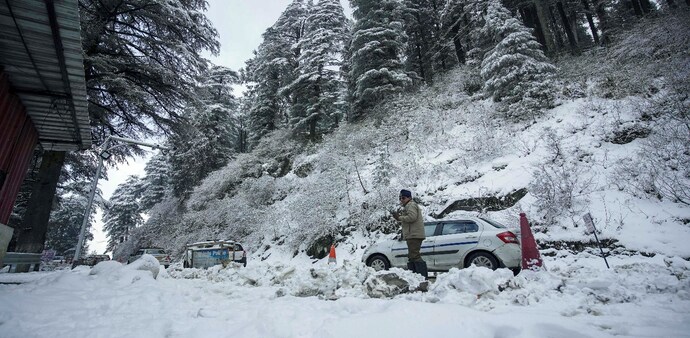 Popular tourist towns also shivered, with Manali and Narkanda recording 2.1°C. Popular tourist towns also shivered, with Manali and Narkanda recording 2.1°C.