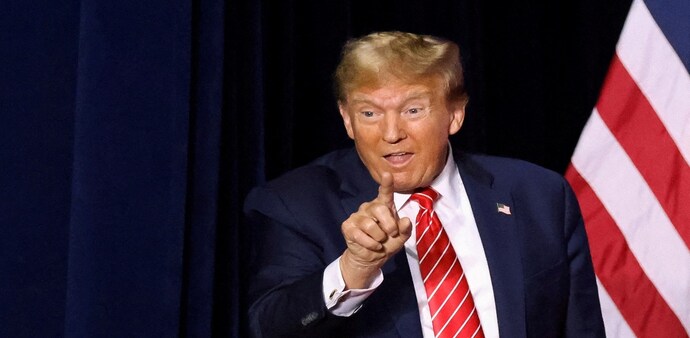 Donald Trump crashes out after journalist asks why is he blaming Biden administration for the DC shooting Donald Trump crashes out after journalist asks why is he blaming Biden administration for the DC shooting