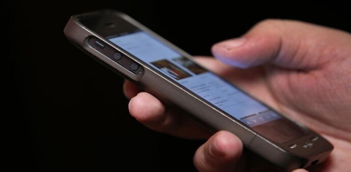 Congress, netizens question motive behind installing Sanchar Saathi app in phones Congress, netizens question motive behind installing Sanchar Saathi app in phones