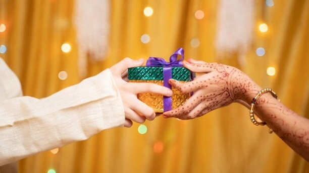 Monetary gifts received on the occasion of marriage are tax-free, but gifts received on birthdays, anniversaries or festivals are taxable. Monetary gifts received on the occasion of marriage are tax-free, but gifts received on birthdays, anniversaries or festivals are taxable.