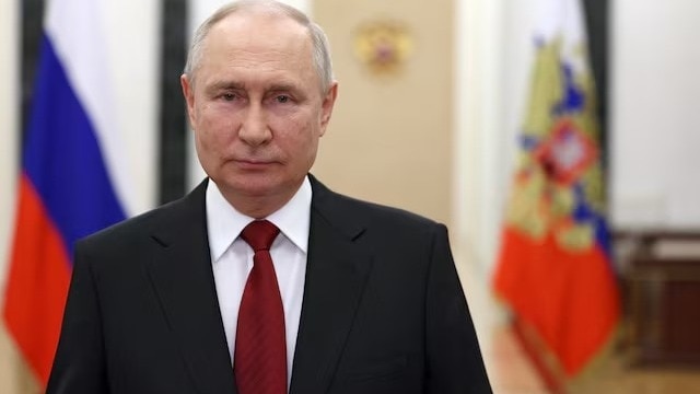 President Vladimir Putin will arrive in India on Thursday for his first visit since the Ukraine war, meeting PM Modi to reinforce defence and energy ties. President Vladimir Putin will arrive in India on Thursday for his first visit since the Ukraine war, meeting PM Modi to reinforce defence and energy ties.