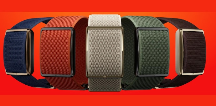Polar Loop can be your next health coach with its unique design and features. Polar Loop can be your next health coach with its unique design and features.