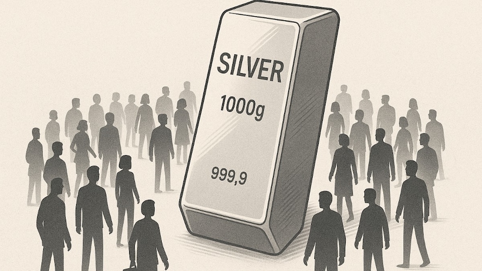 Data showed that a portfolio comprising 90% equities and 10% silver outperformed a pure-equity portfolio in six of the past ten calendar years. Data showed that a portfolio comprising 90% equities and 10% silver outperformed a pure-equity portfolio in six of the past ten calendar years.