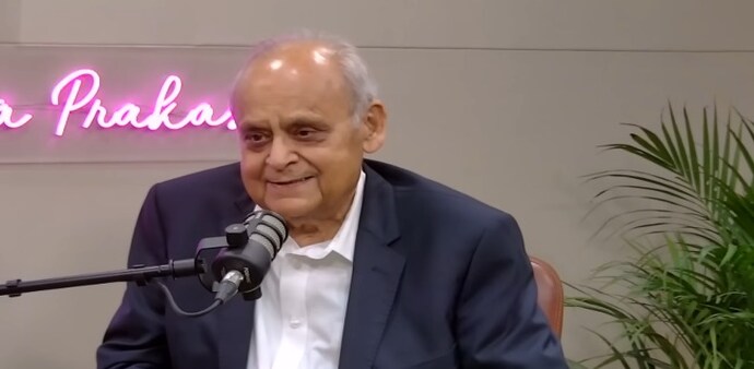 Rejecting the larger-than-life image shown in films, Sood said real intelligence officers do not look like movie stars. Rejecting the larger-than-life image shown in films, Sood said real intelligence officers do not look like movie stars.
