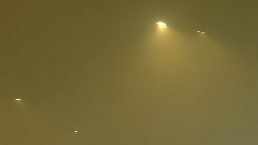 IMD alert! Dense fog, toxic smog grip Delhi with near-zero visibility; Delhi airport, IndiGo issue advisories