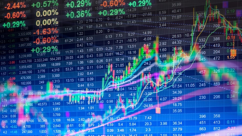 Indian rupee's rough patch is likely to extend into the final few weeks of the year as weak flows and the lack of a US trade deal hit sentiments. Indian rupee's rough patch is likely to extend into the final few weeks of the year as weak flows and the lack of a US trade deal hit sentiments.
