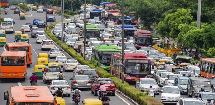 Delhi air pollution: No fuel for vehicles without PUC Delhi air pollution: No fuel for vehicles without PUC