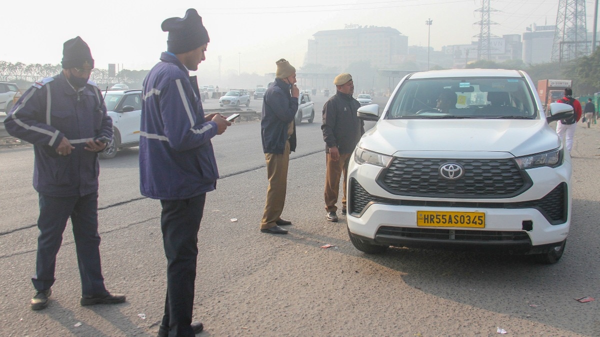 Urban greening was highlighted as a key environmental priority, with directions issued to enhance green cover in public spaces across both cities. Urban greening was highlighted as a key environmental priority, with directions issued to enhance green cover in public spaces across both cities.