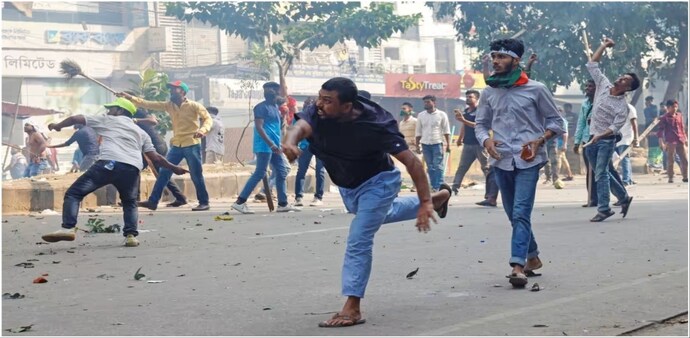 Bangladesh plunged into chaos ever since Sheikh Hasina was forced to flee Dhaka Bangladesh plunged into chaos ever since Sheikh Hasina was forced to flee Dhaka
