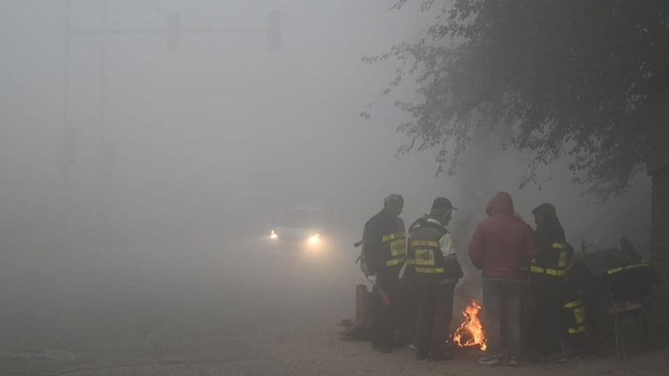 The weather agency warned that reduced visibility during night and early morning hours is likely to continue until the end of December, affecting daily life, transport services and air quality. The weather agency warned that reduced visibility during night and early morning hours is likely to continue until the end of December, affecting daily life, transport services and air quality.