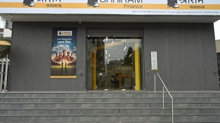 Nirmal Bang upgraded Shriram Finance stock to 'Buy' from 'Hold' and upped its target to Rs 1,126 from Rs 812 earlier. 