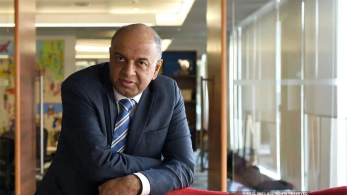 Sharing Goyal’s detailed post breaking down delivery partner earnings, Bikhchandani said he welcomed the public disclosure of data and stressed that worker welfare is not treated lightly within company boardrooms. 