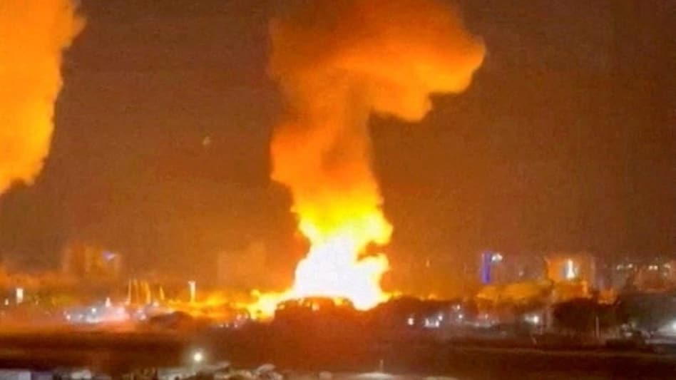 Colombian President Gustavo Petro ordered the deployment of security forces to the Venezuelan border, calling the US strikes an “assault on the sovereignty” of the region that could trigger a humanitarian crisis. Colombian President Gustavo Petro ordered the deployment of security forces to the Venezuelan border, calling the US strikes an “assault on the sovereignty” of the region that could trigger a humanitarian crisis.