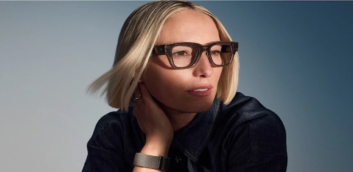 Meta Ray-Ban Display glasses Meta Ray-Ban Display glasses
