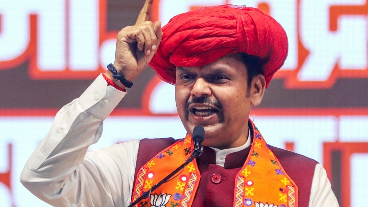 'Alliance with Congress or MIM won't be accepted': Devendra Fadnavis issues ultimatum to BJP leaders on local-level alliances