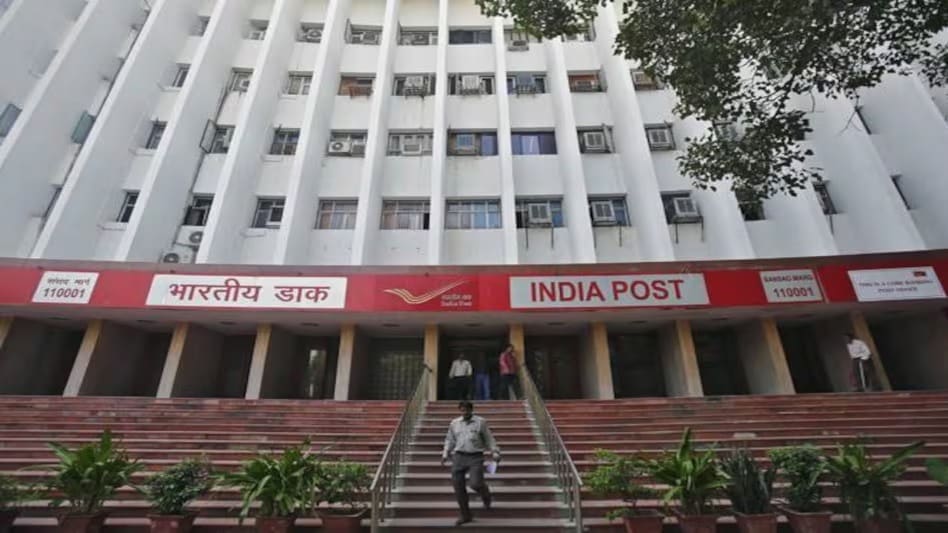 To strengthen last-mile connectivity, CBIC and India Post rolled out a ‘Hub and Spoke’ model in December 2022, with over 1,000 DNKs acting as booking and processing centres. To strengthen last-mile connectivity, CBIC and India Post rolled out a ‘Hub and Spoke’ model in December 2022, with over 1,000 DNKs acting as booking and processing centres.
