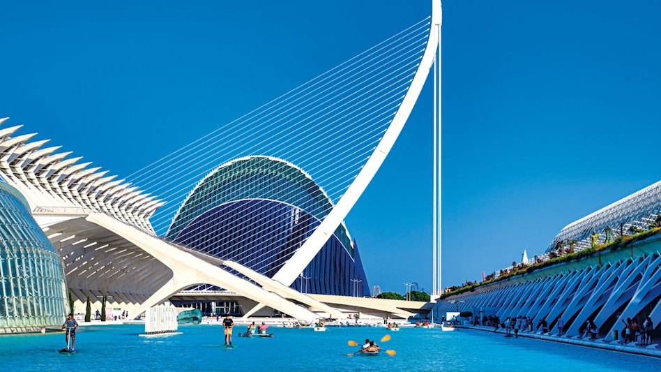 Exploring Valencia, Spain’s Mediterranean Getaway for Saturday Exploring Valencia, Spain’s Mediterranean Getaway for Saturday