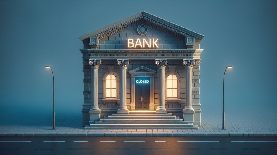 At present, bank employees get Sundays and the second and fourth Saturdays off every month. At present, bank employees get Sundays and the second and fourth Saturdays off every month.