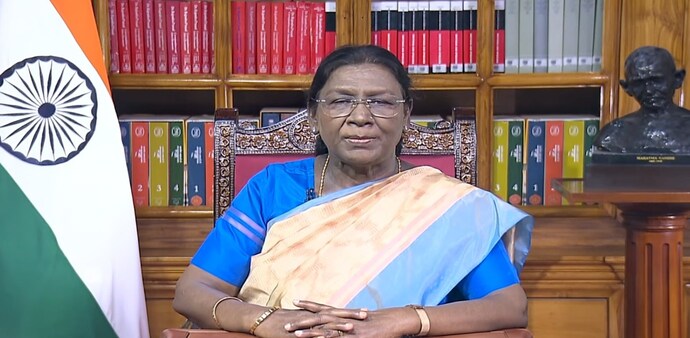 She further said that self-reliance and swadeshi are the principles that will help India achieve its goal. She further said that self-reliance and swadeshi are the principles that will help India achieve its goal.