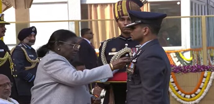 Group Captain Shubhanshu Shukla honoured with the prestigious Ashok Chakra for his extraordinary courage during the historic Axiom Mission 4 Group Captain Shubhanshu Shukla honoured with the prestigious Ashok Chakra for his extraordinary courage during the historic Axiom Mission 4