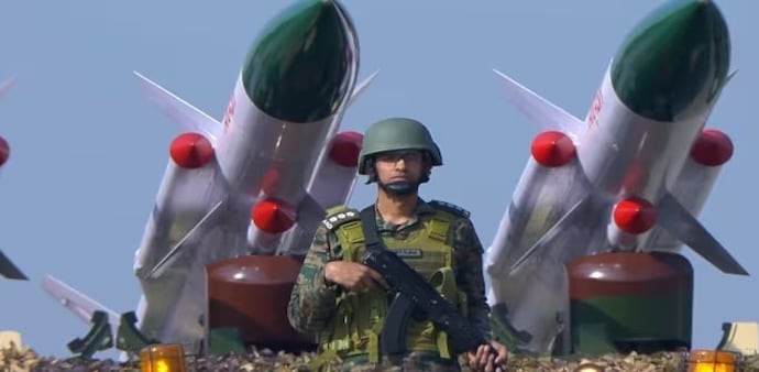 Kartavya Path military showcase: S-400 tableau, attack helicopters and hypersonic missile on show Kartavya Path military showcase: S-400 tableau, attack helicopters and hypersonic missile on show