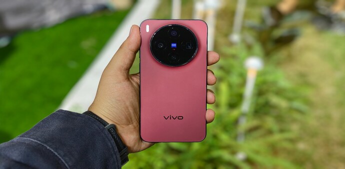 The Vivo X300 The Vivo X300