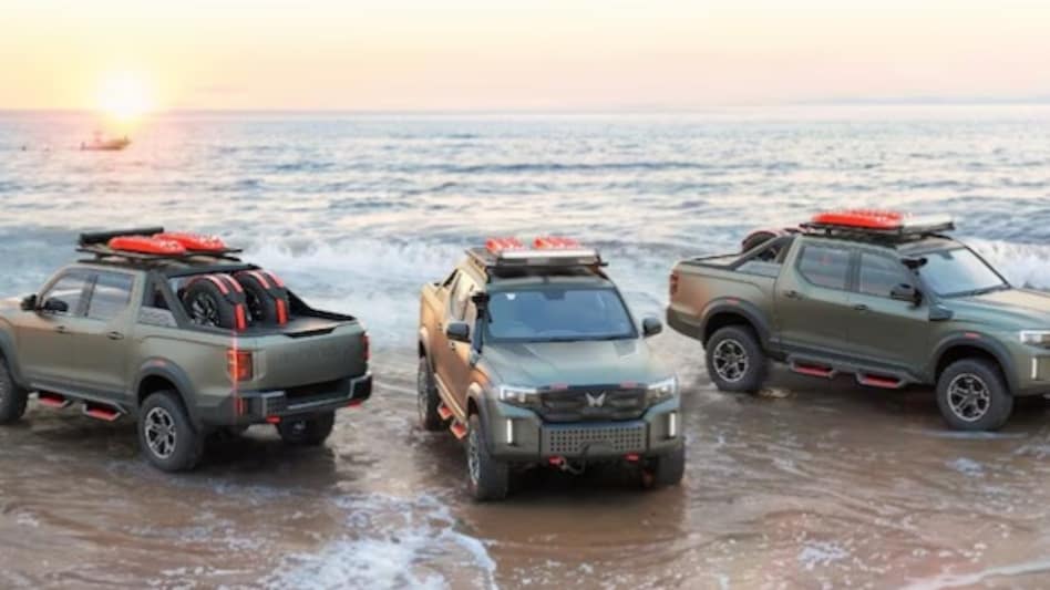 Manufactured at the company’s Nashik Plant, Scorpio Pik Ups are tailored for payload capacity, and low operating costs. Manufactured at the company’s Nashik Plant, Scorpio Pik Ups are tailored for payload capacity, and low operating costs.