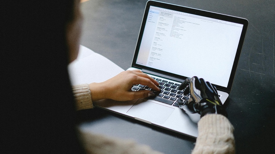 The future belongs to CFOs who can see beyond the ledger to envision new business models The future belongs to CFOs who can see beyond the ledger to envision new business models