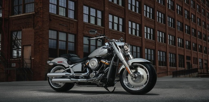 According to official sources, India will eliminate all duties on imports Harley Davidson bikes between 800cc to 1,600 cc from the day the bilateral trade agreement (BTA) is signed. According to official sources, India will eliminate all duties on imports Harley Davidson bikes between 800cc to 1,600 cc from the day the bilateral trade agreement (BTA) is signed.