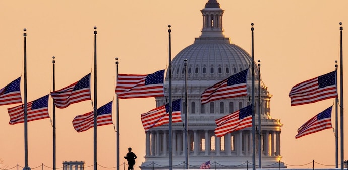 After 35% tariff order on Canada, House moves to curb Trump’s emergency powers After 35% tariff order on Canada, House moves to curb Trump’s emergency powers