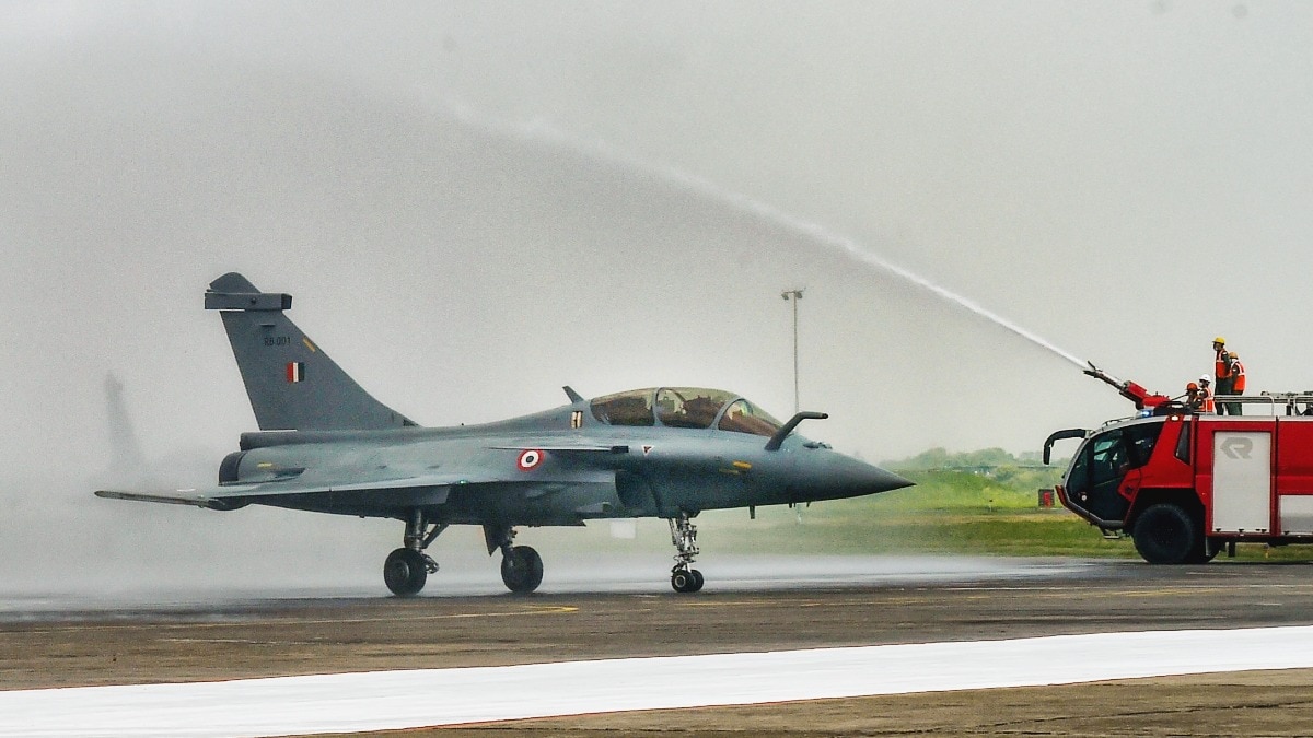 Rajnath Singh-led defence council clears Rs 3.25 lakh crore deal for 114 Rafale