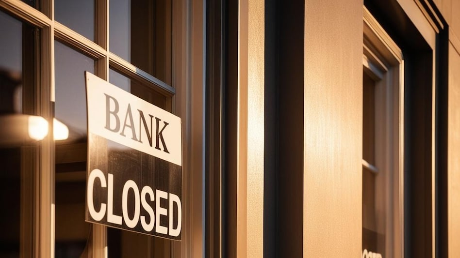 RBI mandates banks close on second and fourth Saturdays each month. RBI mandates banks close on second and fourth Saturdays each month.