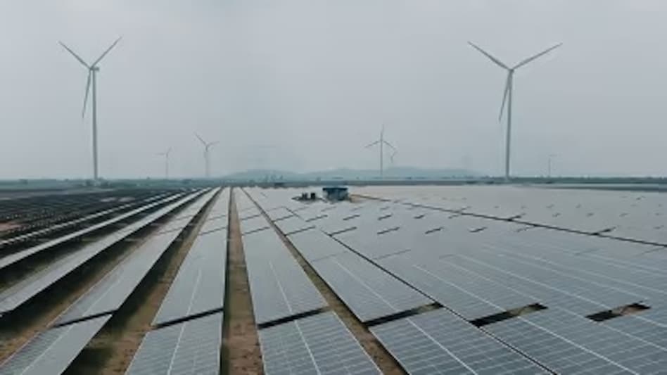 Axis Capital, JP Morgan India, HSBC Securities and Capital Markets India, IIFL Capital Services, Nomura Financial Advisory, BOB Capital Markets, and SBI Capital Markets are the book-running lead managers Axis Capital, JP Morgan India, HSBC Securities and Capital Markets India, IIFL Capital Services, Nomura Financial Advisory, BOB Capital Markets, and SBI Capital Markets are the book-running lead managers