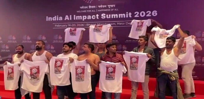 Youth Congress members protest at Bharat Mandapam against PM Modi during AI Summit Youth Congress members protest at Bharat Mandapam against PM Modi during AI Summit