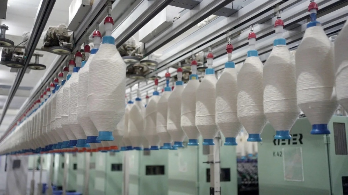 Rajkot-based Shree Ram Twistex manufactures cotton yarns, including compact ring spun and carded yarns, both combed and carded.