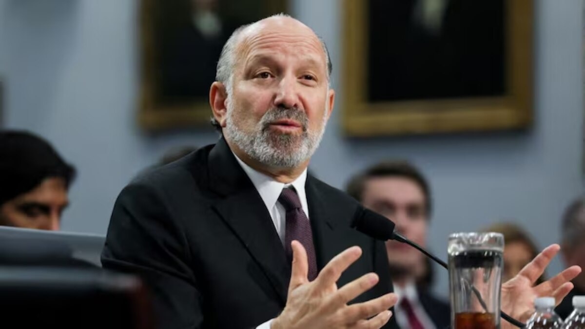 Mace later told reporters she would formally ask Lutnick to appear before the committee. 