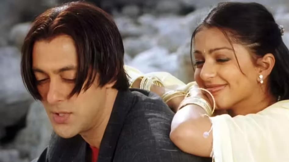 When Tere Naam first released in 2003, it had an average theatrical run. The film earned ₹15.14 crore net in India, with a worldwide gross of ₹24.55 crore. When Tere Naam first released in 2003, it had an average theatrical run. The film earned ₹15.14 crore net in India, with a worldwide gross of ₹24.55 crore.