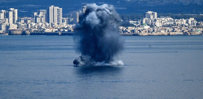 Iran’s threats have focused on American military assets spread across key Gulf states. Iran’s threats have focused on American military assets spread across key Gulf states.