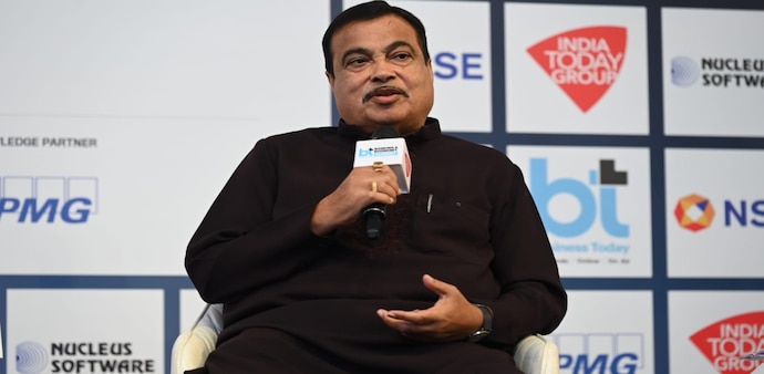 He said that there are 40 access control highways under construction which is expected to reduce travel time between several cities by several hours. He said that there are 40 access control highways under construction which is expected to reduce travel time between several cities by several hours.