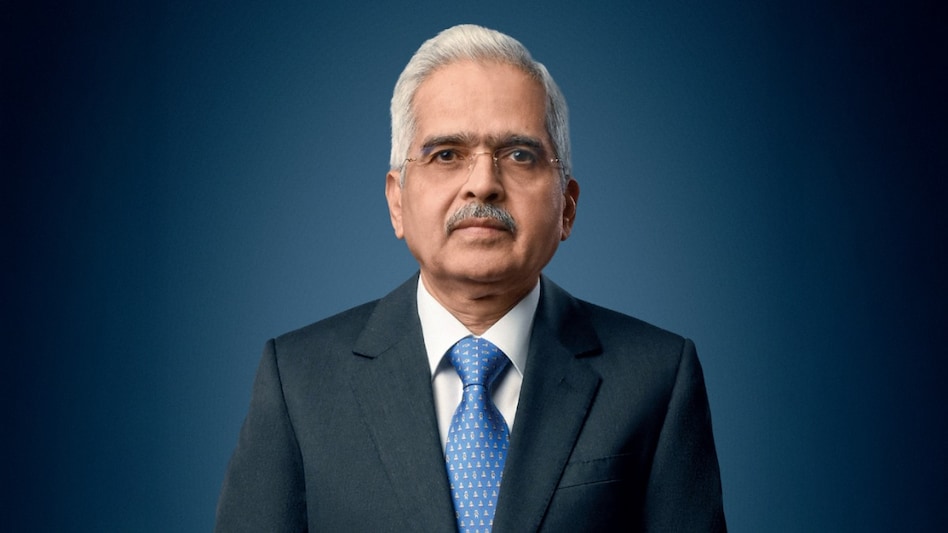 Shaktikanta Das was honoured with the prestigious Lifetime Achievement Award at the 30th edition of BT Best Banks Awards. Shaktikanta Das was honoured with the prestigious Lifetime Achievement Award at the 30th edition of BT Best Banks Awards.