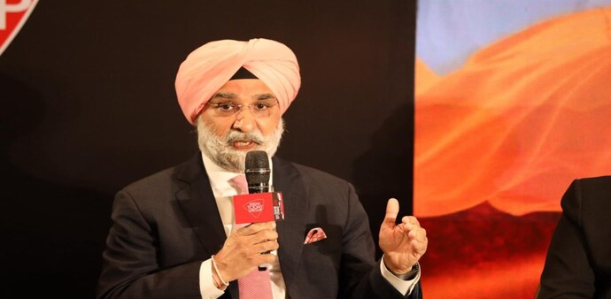Taranjit Singh Sandhu replaces Vinai Kumar Saxena as Delhi’s Lieutenant Governor Taranjit Singh Sandhu replaces Vinai Kumar Saxena as Delhi’s Lieutenant Governor