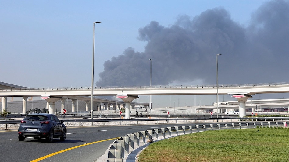 Centre reviews situation at public sector bank branches in Bahrain Centre reviews situation at public sector bank branches in Bahrain