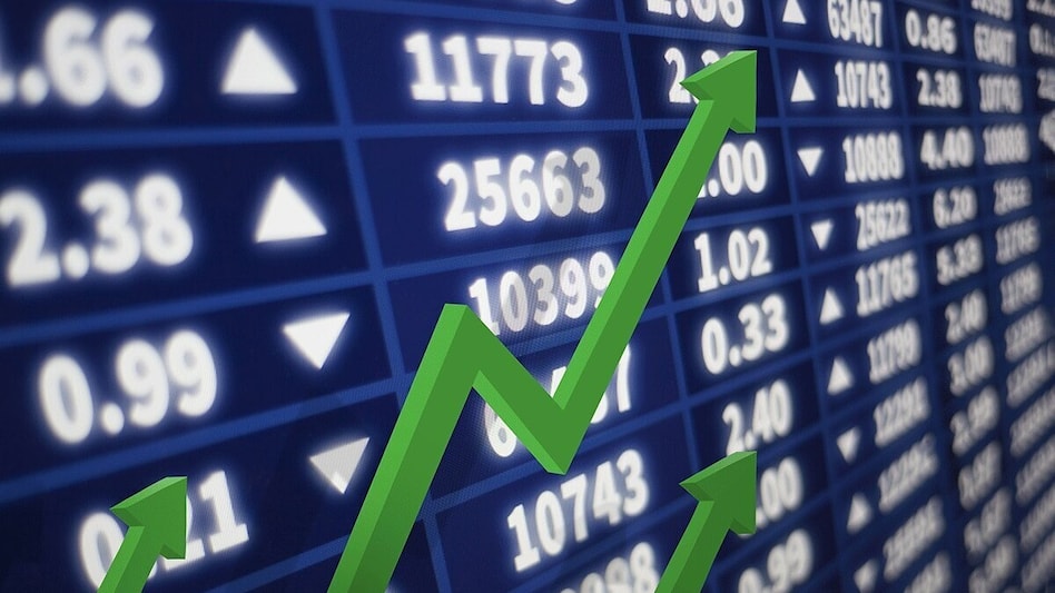 Aurobindo Pharma: The weekly line chart suggested that the stock is trading above the neckline of a well-defined Inverse Head and Shoulders pattern placed near Rs 1,228 level. Aurobindo Pharma: The weekly line chart suggested that the stock is trading above the neckline of a well-defined Inverse Head and Shoulders pattern placed near Rs 1,228 level.