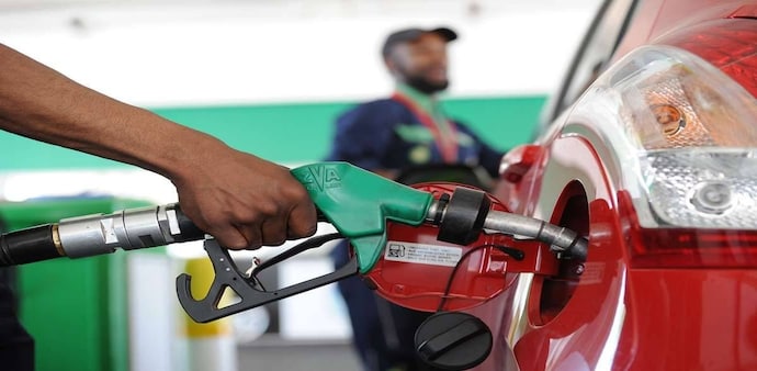 Despite volatility in global crude markets, retail petrol and diesel prices in India have remained largely stable in recent years. Despite volatility in global crude markets, retail petrol and diesel prices in India have remained largely stable in recent years.