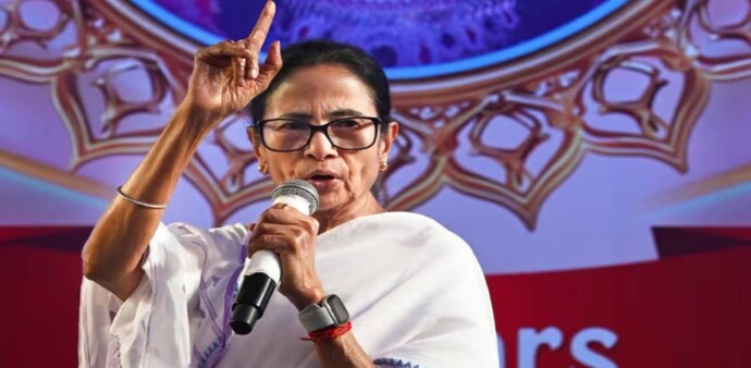 Mamata Banerjee targets Centre over LPG shortage Mamata Banerjee targets Centre over LPG shortage