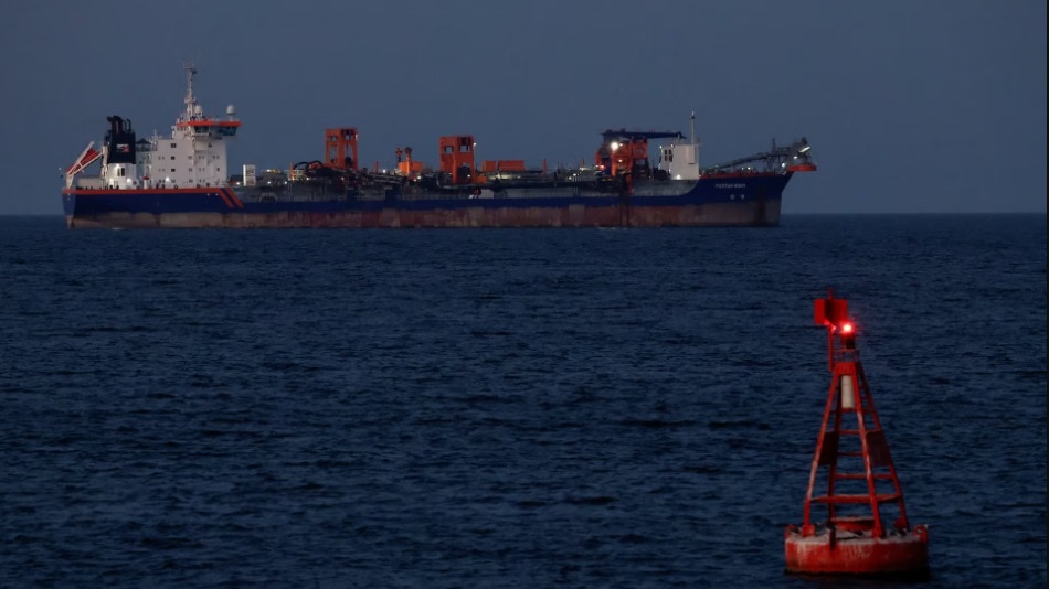 Trump wants to insure Hormuz ships but the maritime insurance sector has other plans