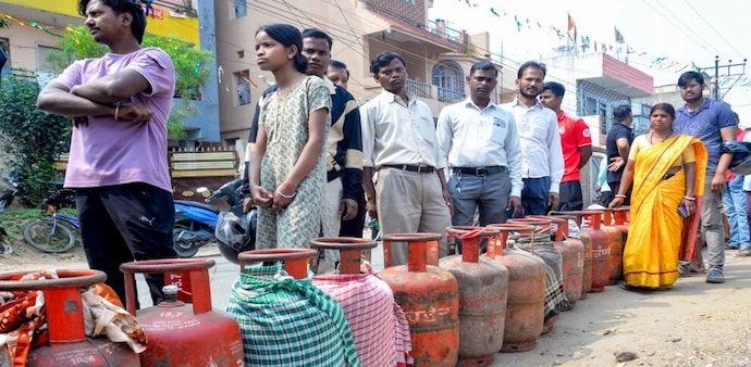 LPG queue LPG queue