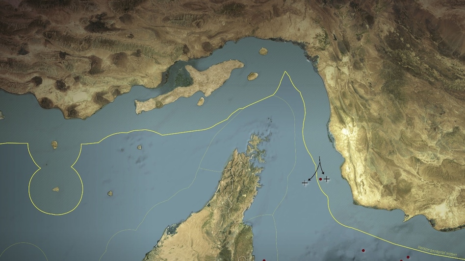 Strait of Hormuz: US attacks Iranian missile sites along the coastline Strait of Hormuz: US attacks Iranian missile sites along the coastline