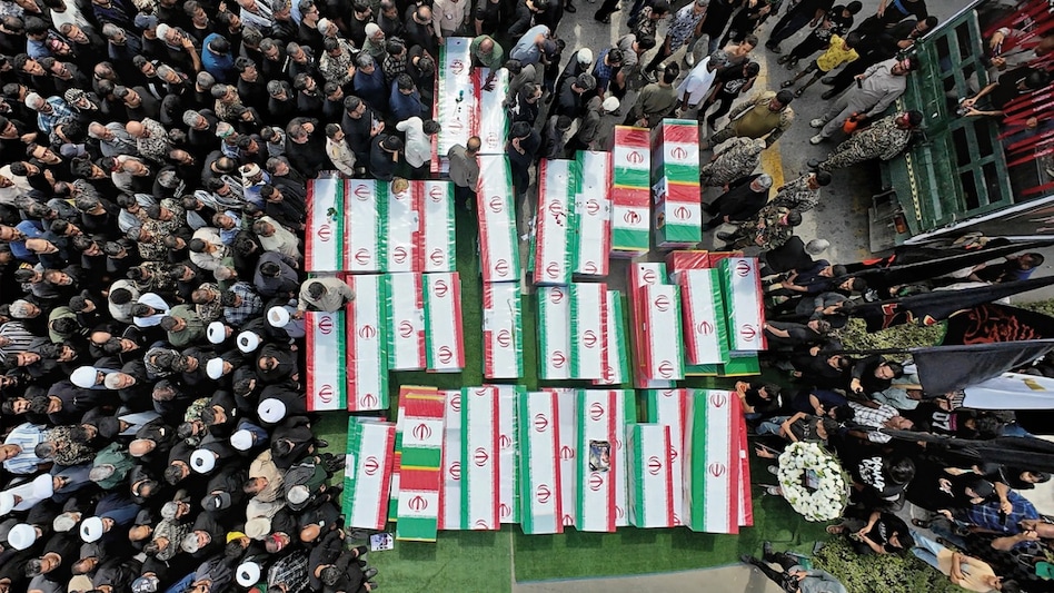 In Dire Straits In Dire Straits