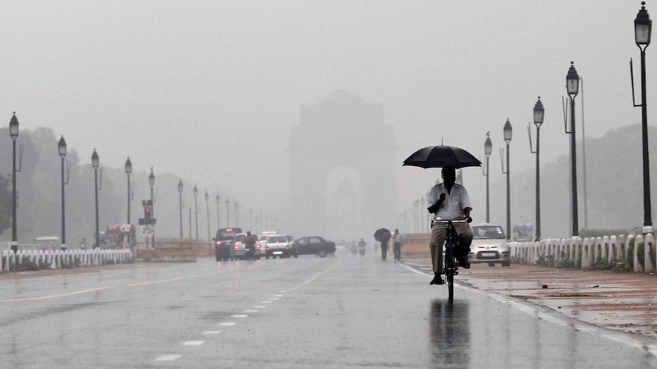 Delhi gets rain relief, temperatures dip as IMD warns of storms and gusty winds Delhi gets rain relief, temperatures dip as IMD warns of storms and gusty winds